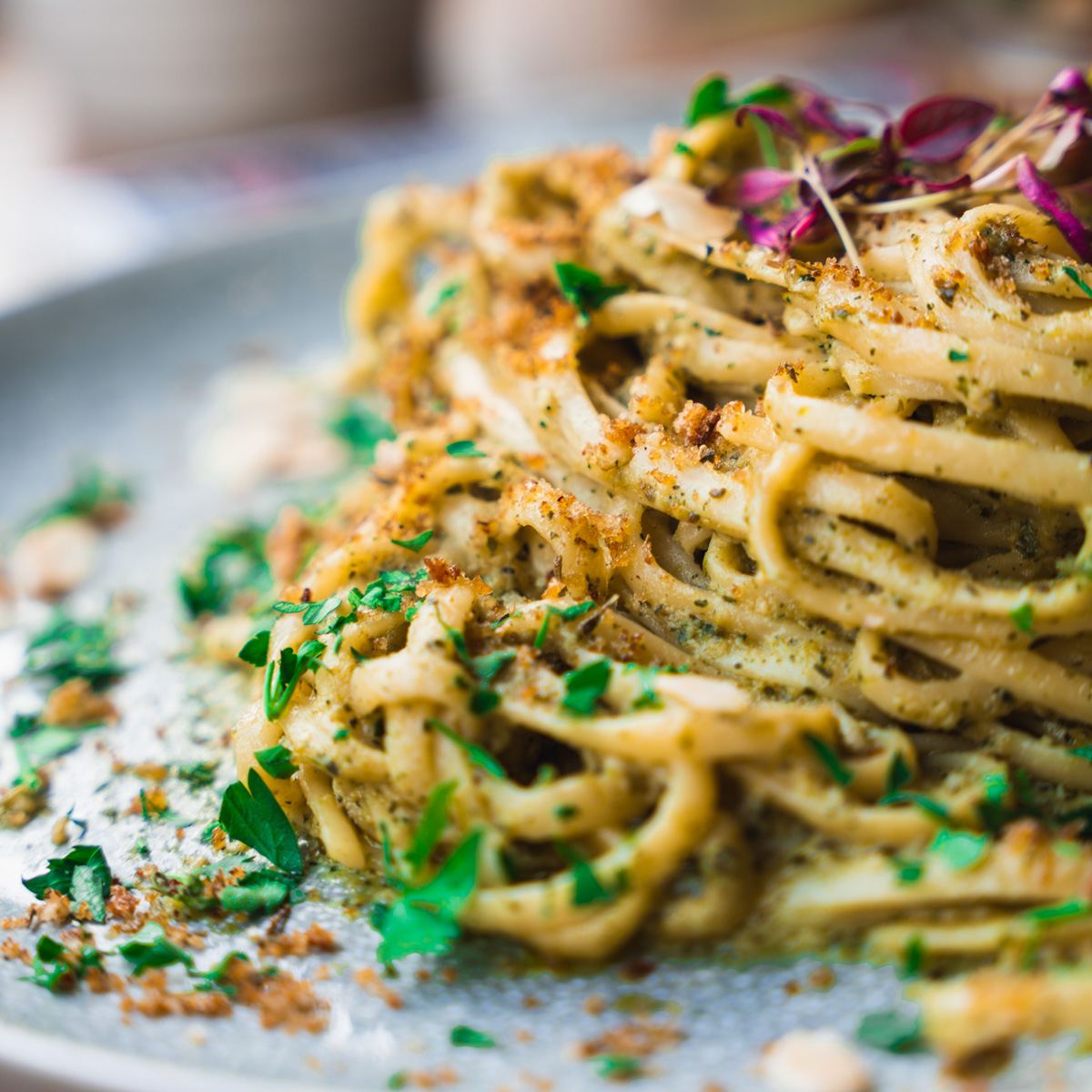 Pesto pea linguine